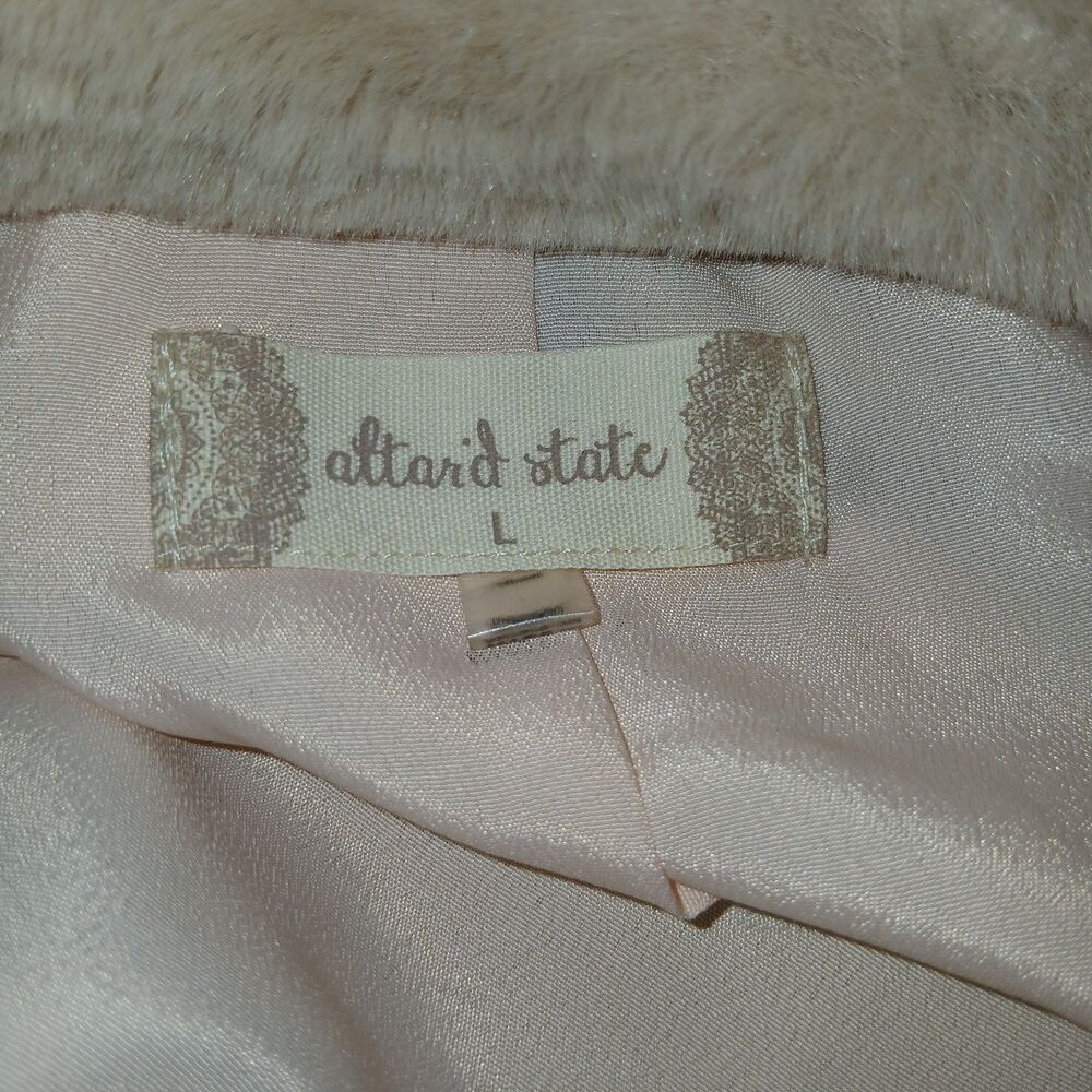 Altar'd State Faux Fur Coat Women's Size L Taupe Beige Double Breasted NWT $120 - Picture 7 of 16